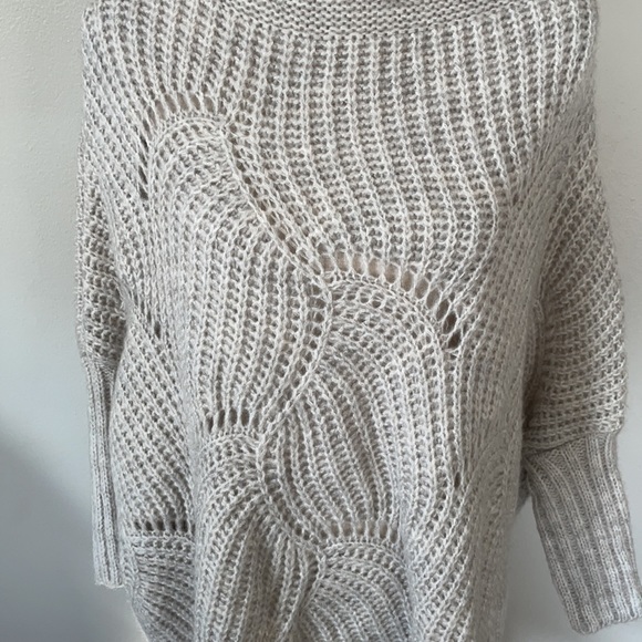 No brand made in Europe swaeter cardigan new - Picture 2 of 8